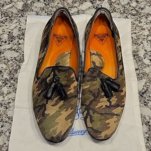 Fluevog Men's Cha-Cha Camo loafers Size 12 *(runs small) fits like a 10